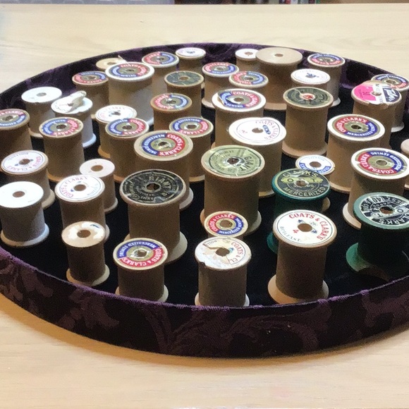 45 Vintage Empty Thread Spools - Picture 2 of 4